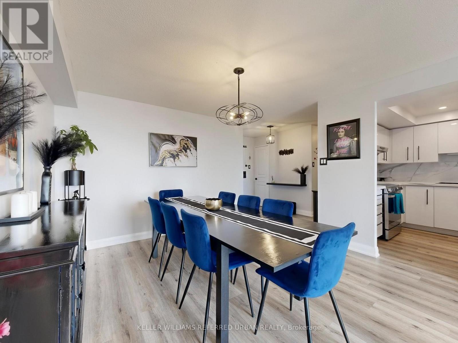 803 - 30 Harding Boulevard W, Richmond Hill, Ontario  L4C 9M3 - Photo 18 - N12543858