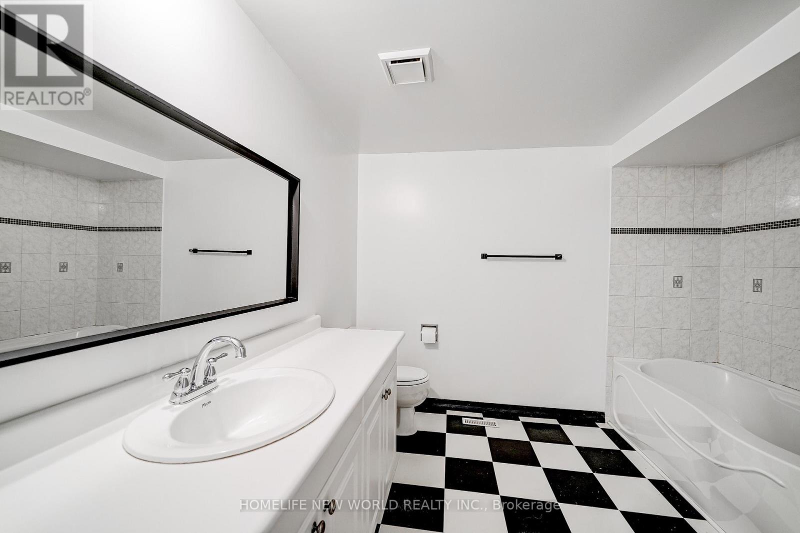 1st & 2nd - 31 Spangler Road, Markham, Ontario  L3S 2G2 - Photo 41 - N12543876