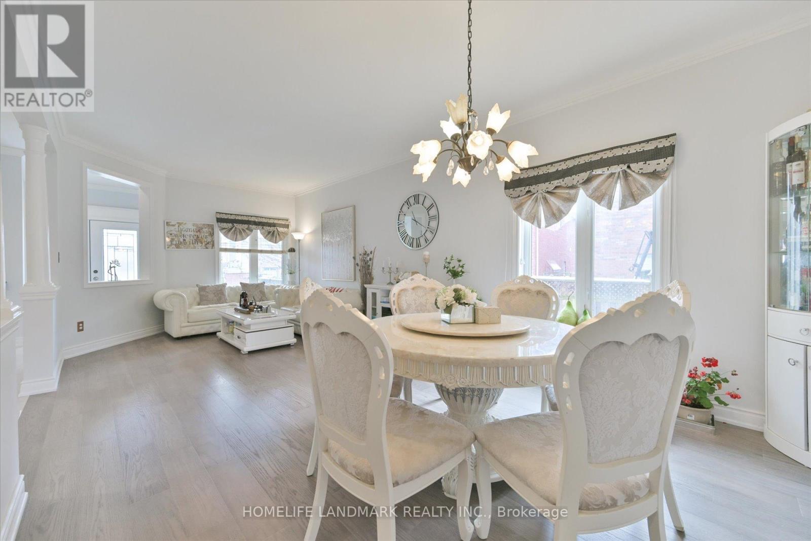 M & 2nd - 230 Devonsleigh Boulevard, Richmond Hill, Ontario  L4S 1H2 - Photo 10 - N12543888