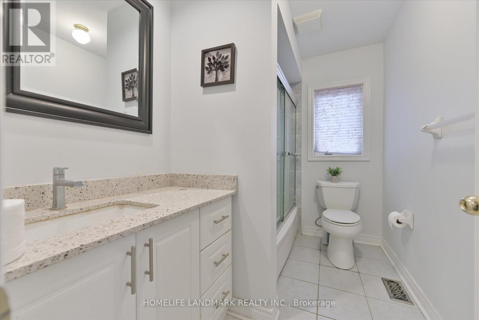 M & 2nd - 230 Devonsleigh Boulevard, Richmond Hill, Ontario  L4S 1H2 - Photo 31 - N12543888