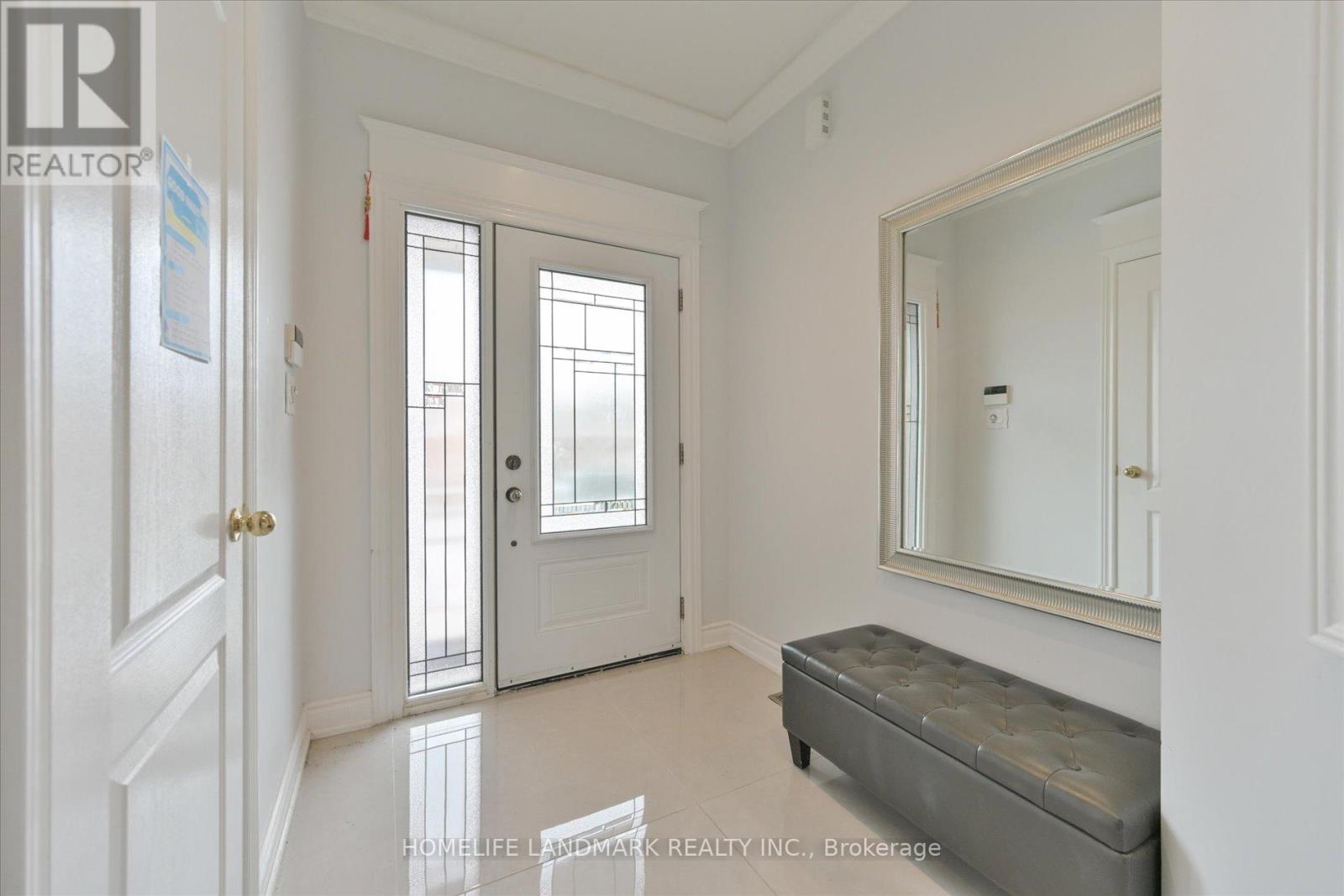 M & 2nd - 230 Devonsleigh Boulevard, Richmond Hill, Ontario  L4S 1H2 - Photo 4 - N12543888