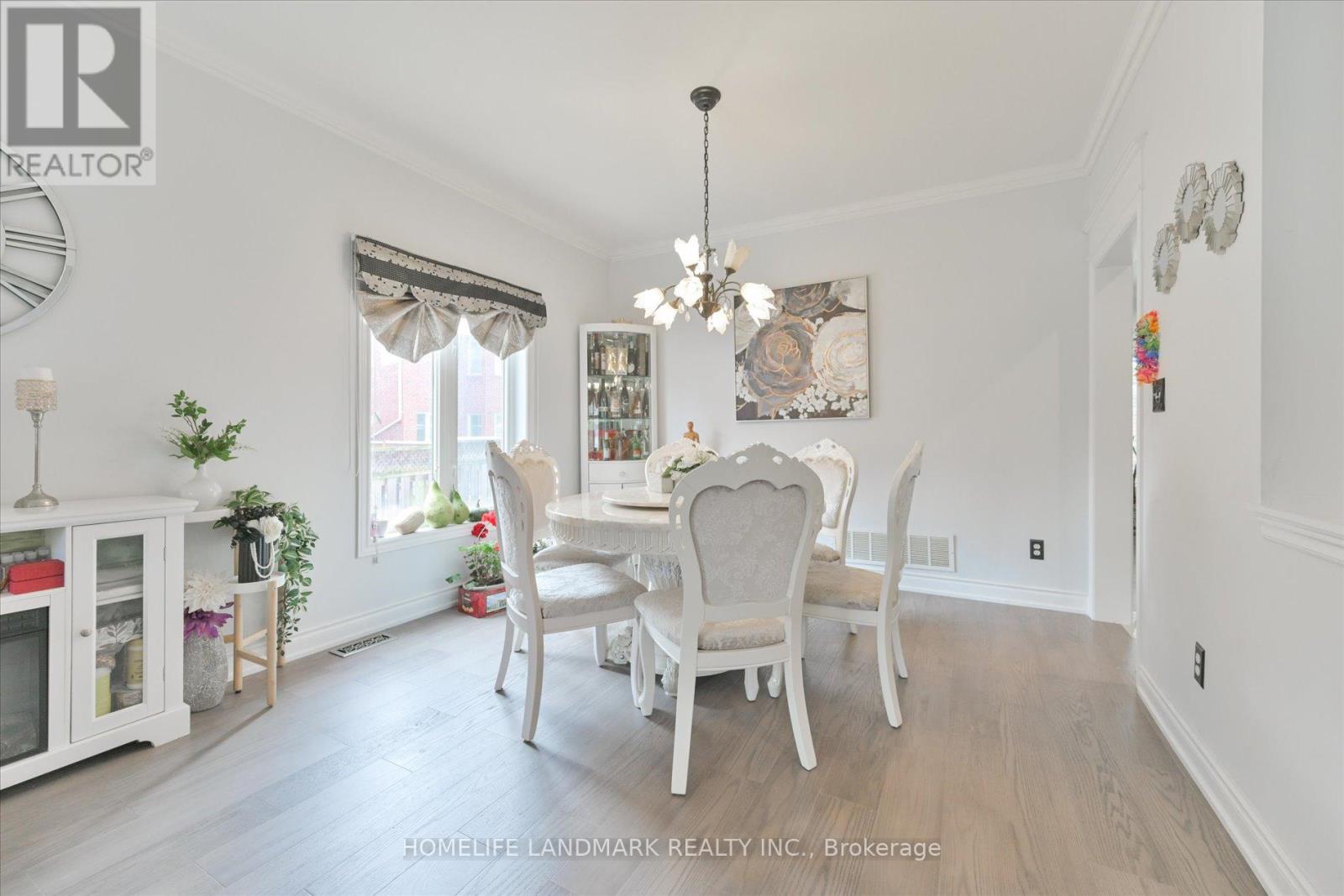 M & 2nd - 230 Devonsleigh Boulevard, Richmond Hill, Ontario  L4S 1H2 - Photo 9 - N12543888