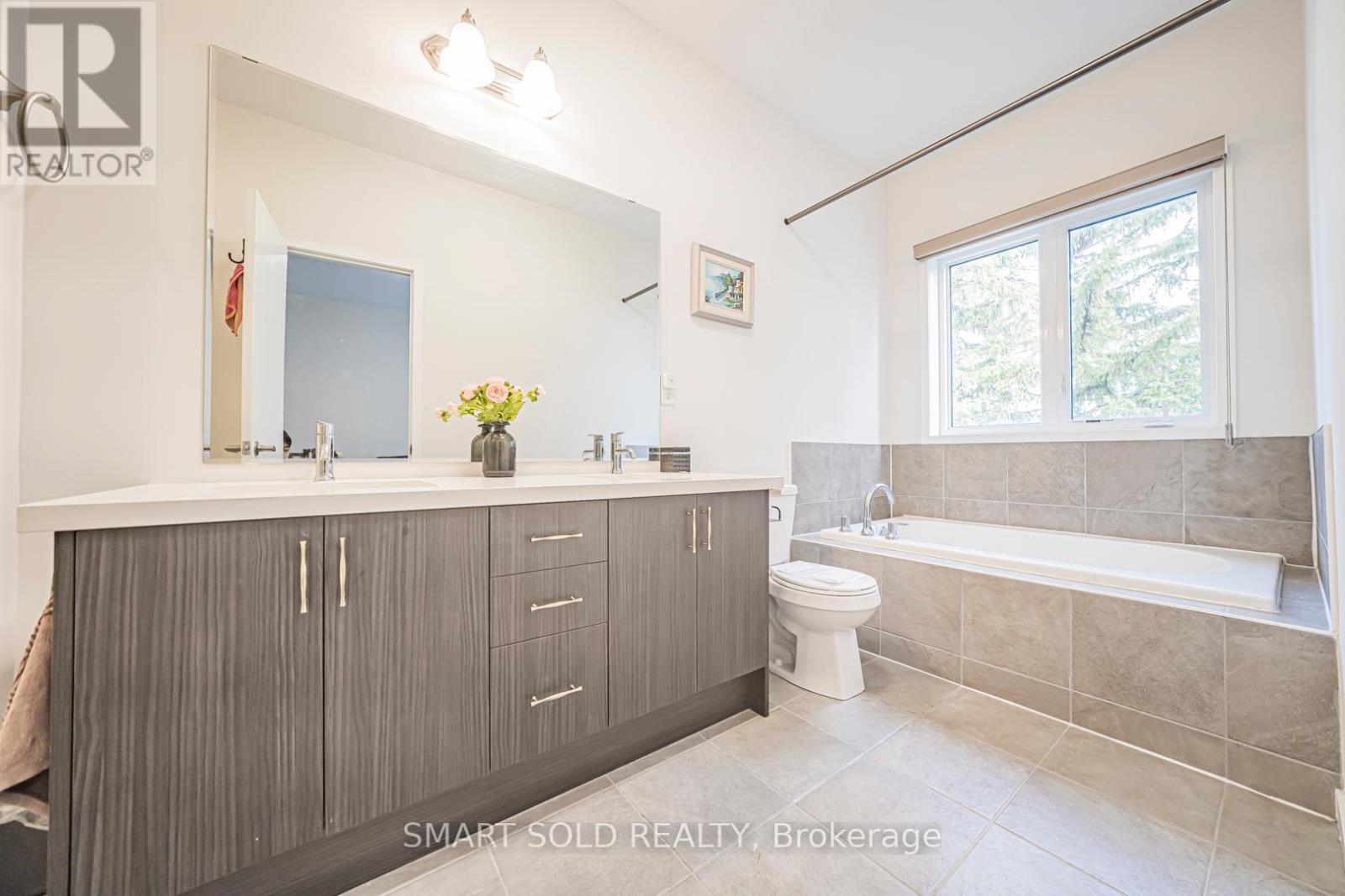 13 Armillo Place, Markham, Ontario  L6E 0V4 - Photo 20 - N12543900