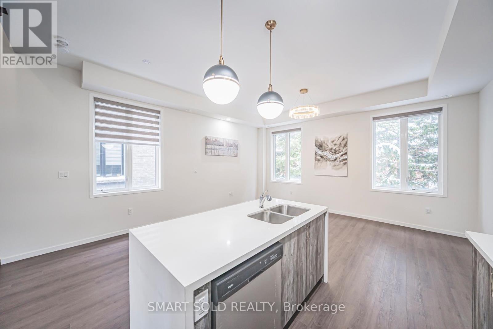 13 Armillo Place, Markham, Ontario  L6E 0V4 - Photo 7 - N12543900