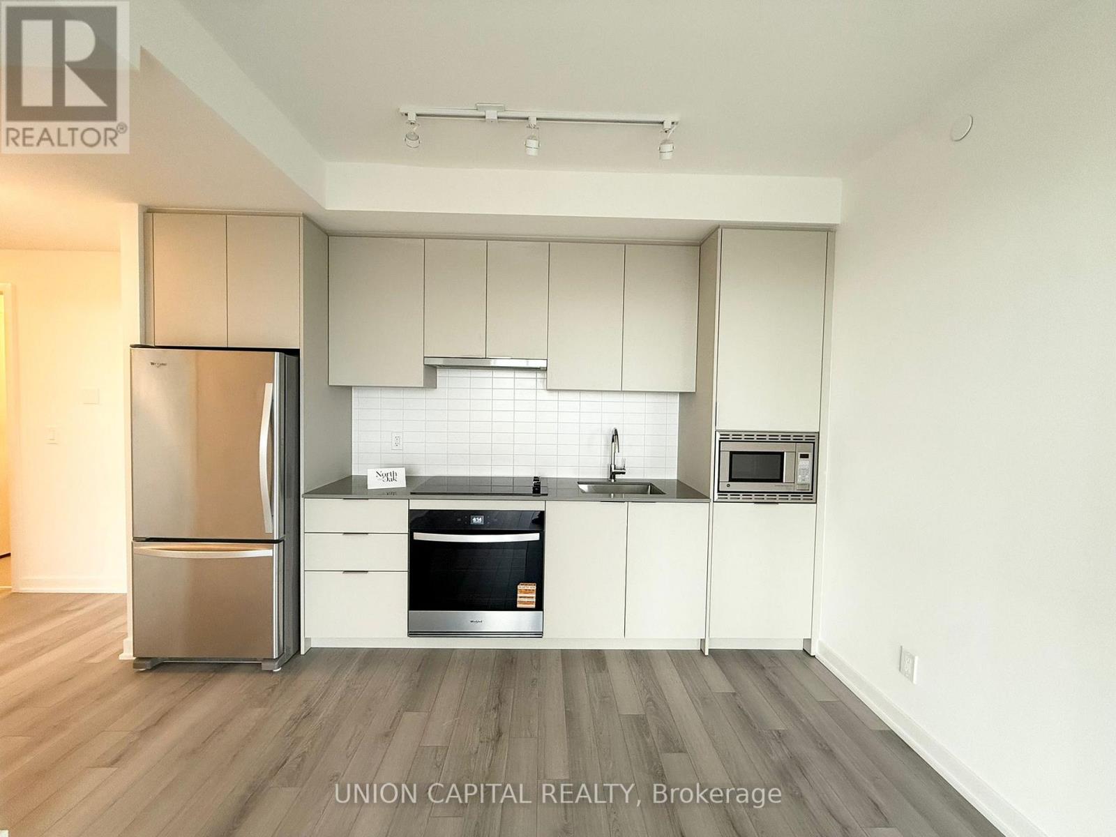 1203 - 3071 TRAFALGAR ROAD, Oakville, Ontario