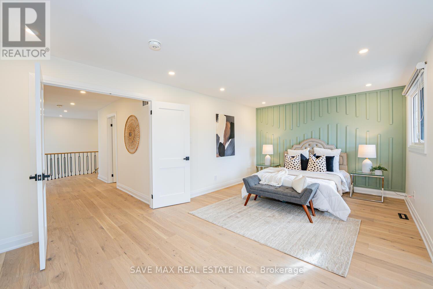 1612 Moongate Crescent E, Mississauga, Ontario  L5M 4T1 - Photo 16 - W12543902