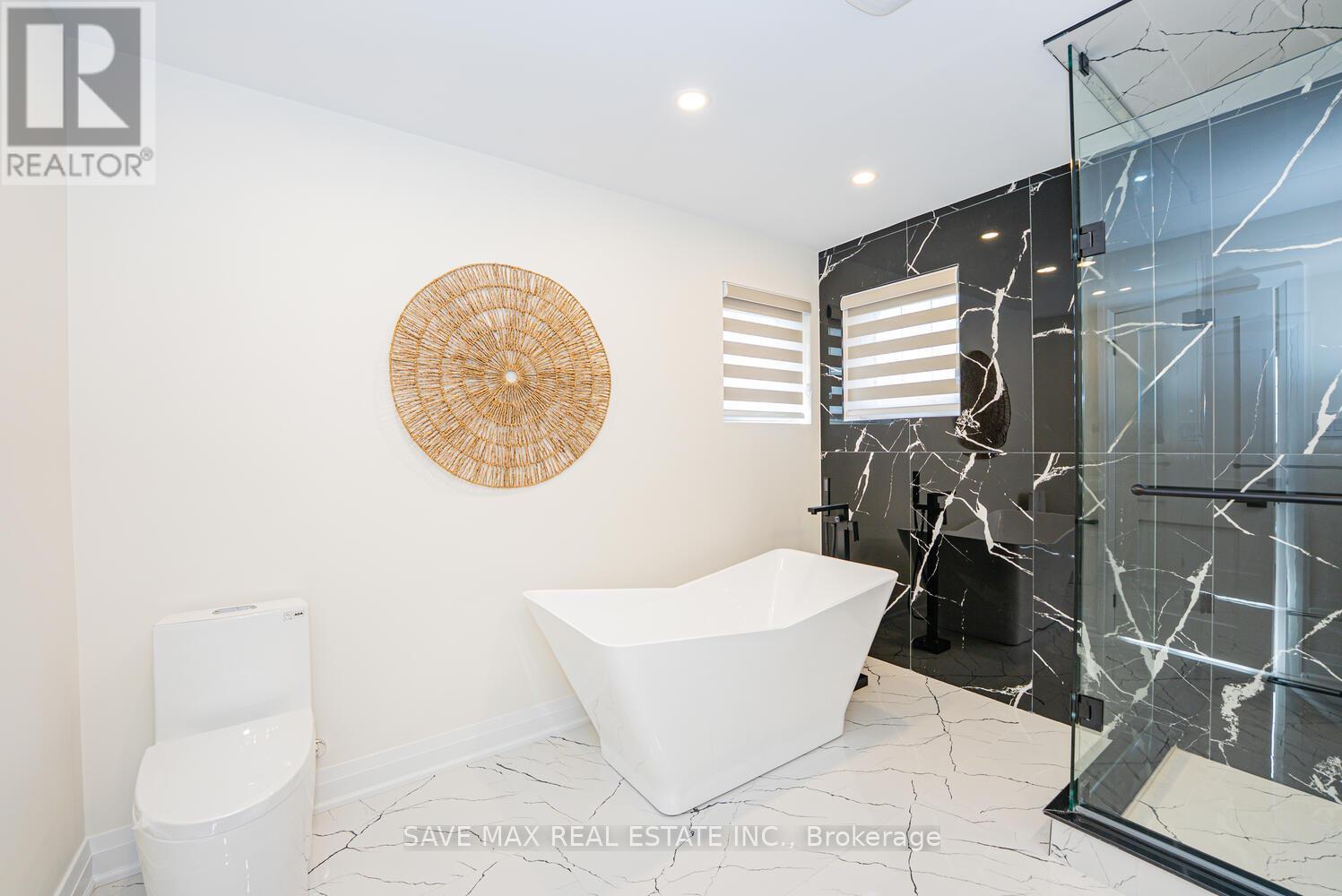 1612 Moongate Crescent E, Mississauga, Ontario  L5M 4T1 - Photo 20 - W12543902