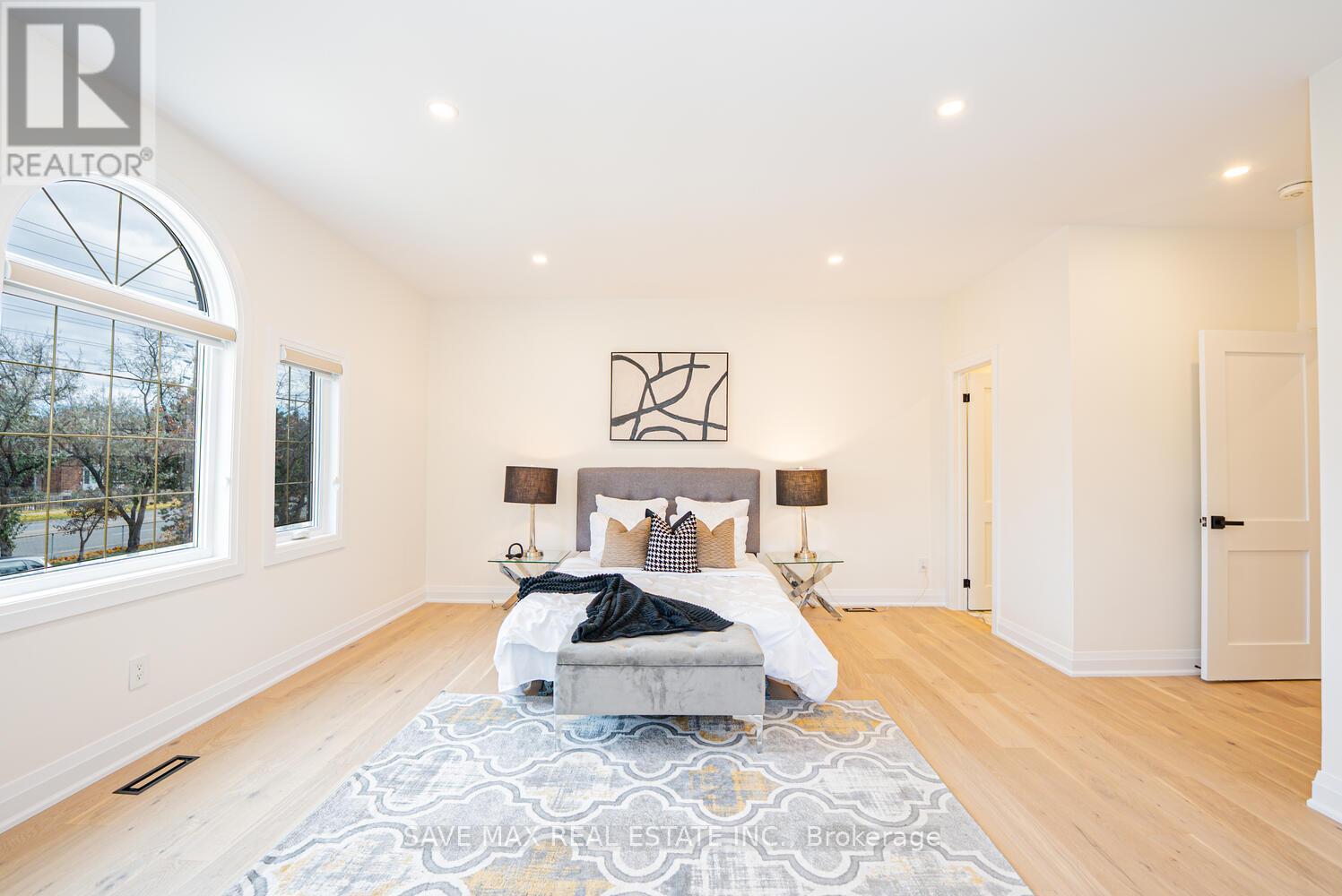 1612 Moongate Crescent E, Mississauga, Ontario  L5M 4T1 - Photo 22 - W12543902