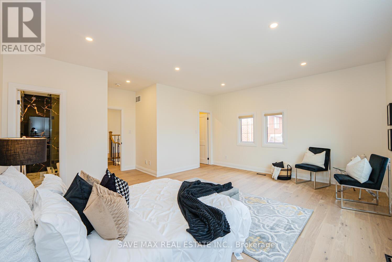 1612 Moongate Crescent E, Mississauga, Ontario  L5M 4T1 - Photo 23 - W12543902