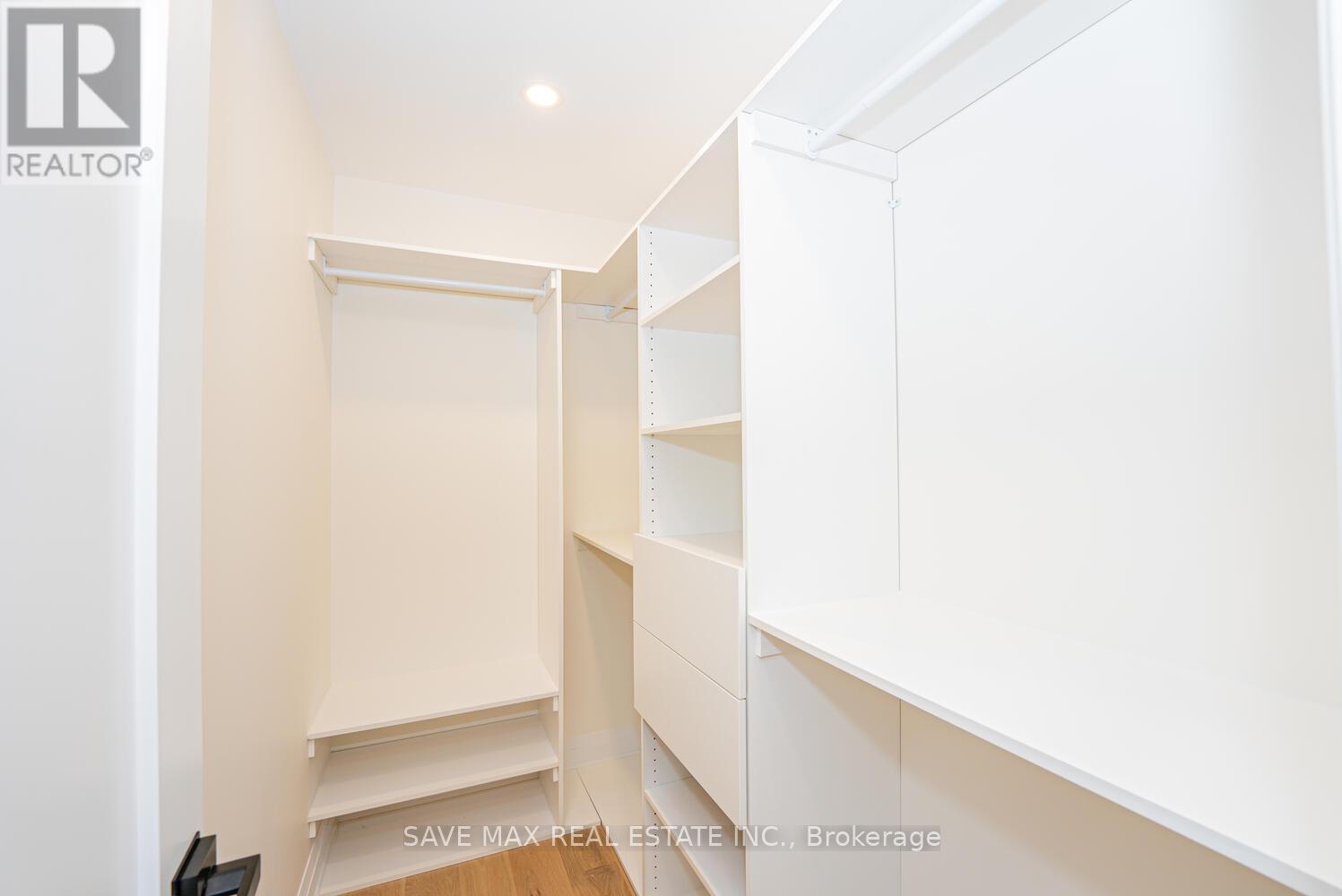 1612 Moongate Crescent E, Mississauga, Ontario  L5M 4T1 - Photo 29 - W12543902