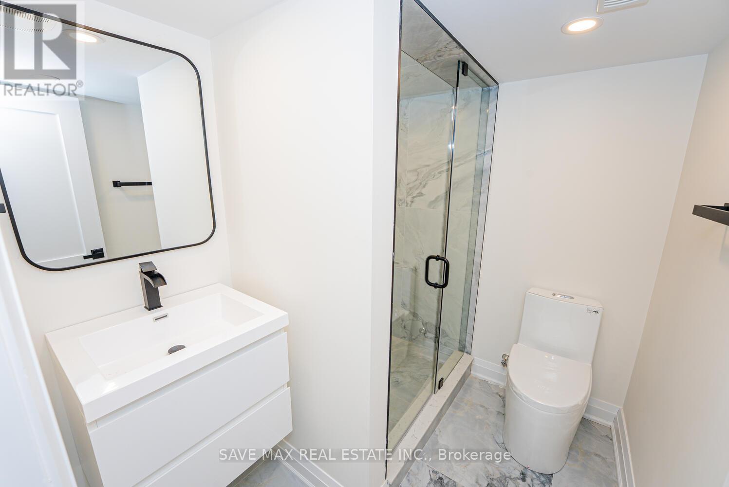 1612 Moongate Crescent E, Mississauga, Ontario  L5M 4T1 - Photo 41 - W12543902