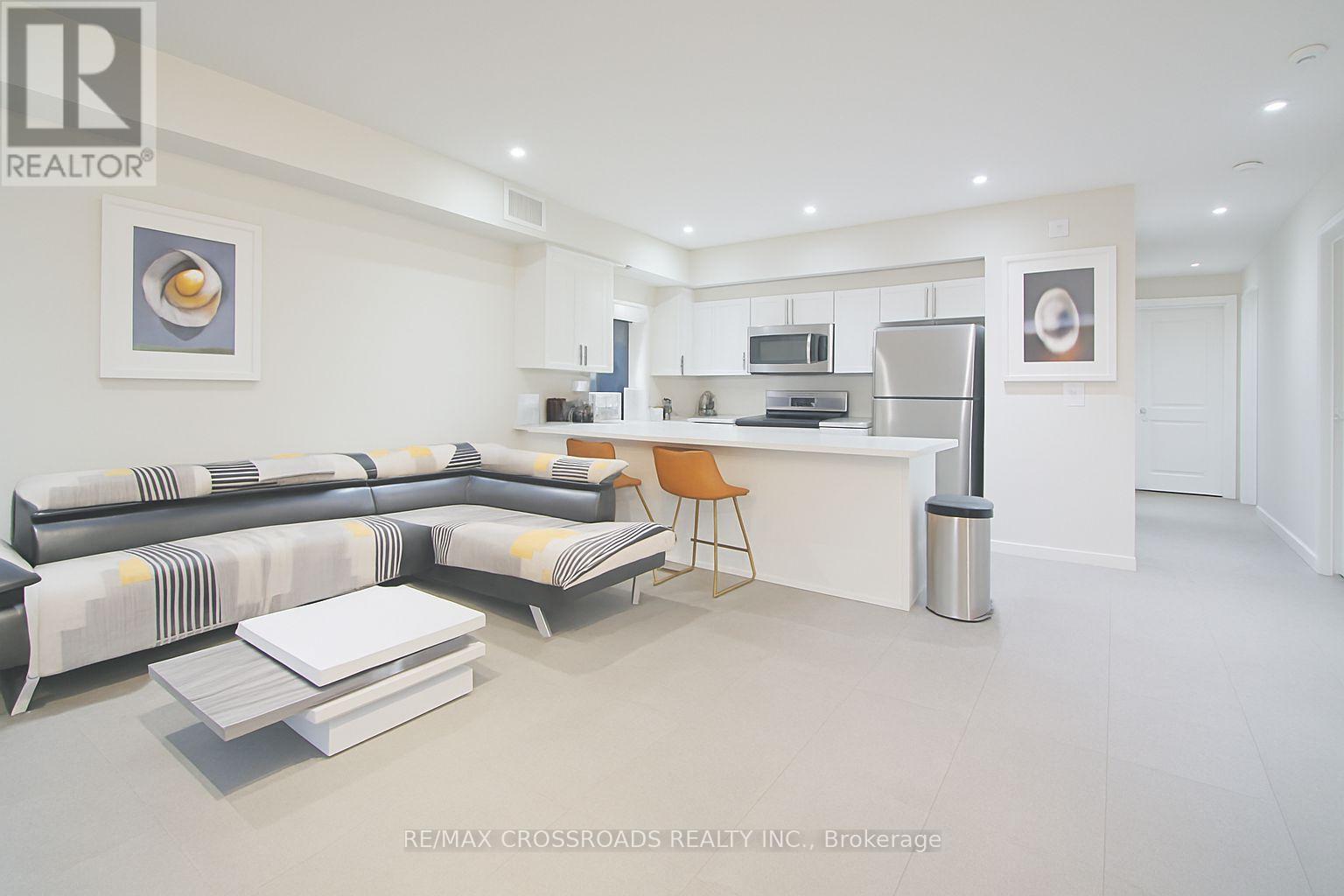 404 - 233 Watson Avenue, Windsor, Ontario  N8S 3R8 - Photo 5 - X12543854