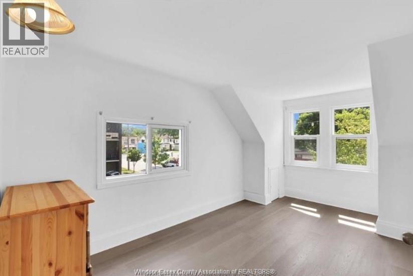 272 Mckay Avenue, Windsor, Ontario N9B 1Z4 - Photo 8 - 25028595