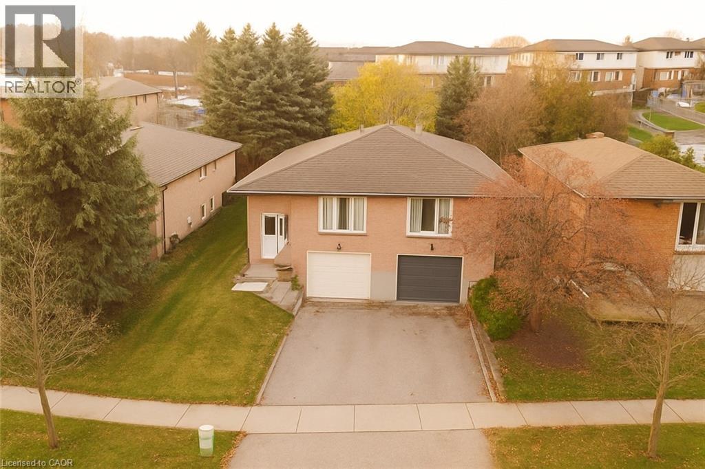 15 Albion Street, Kitchener, Ontario N2E 2R9 - Photo 4 - 40786417