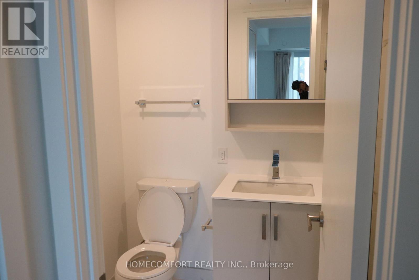 3709 - 88 Queen Street E, Toronto, Ontario M5C 0B6 - Photo 12 - C12543926