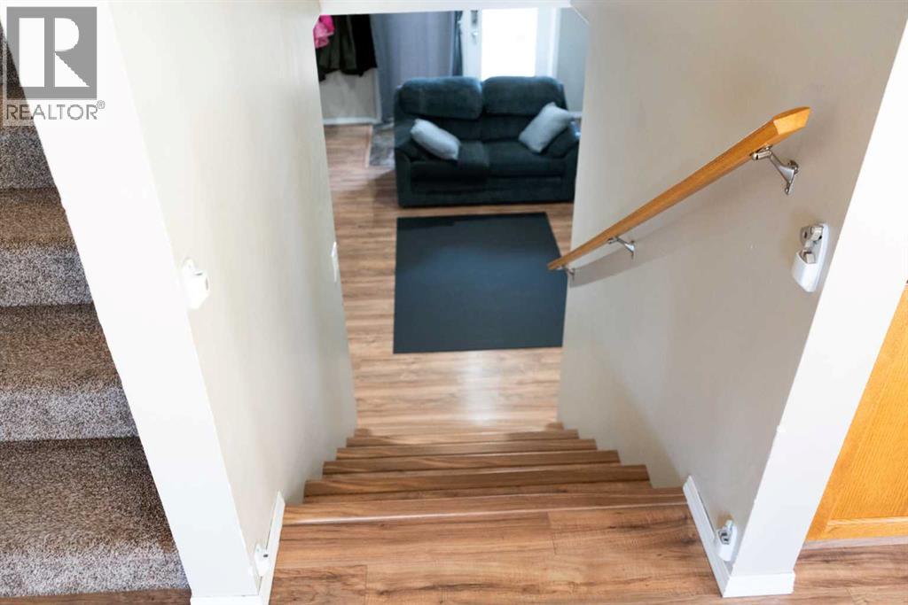 10 Assiniboia Way W, Lethbridge, Alberta  T1K 6W2 - Photo 19 - A2270543