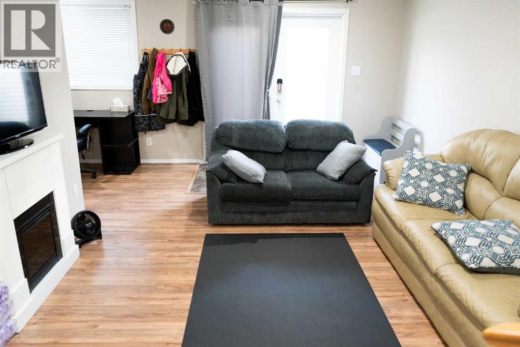 10 Assiniboia Way W, Lethbridge, Alberta  T1K 6W2 - Photo 20 - A2270543