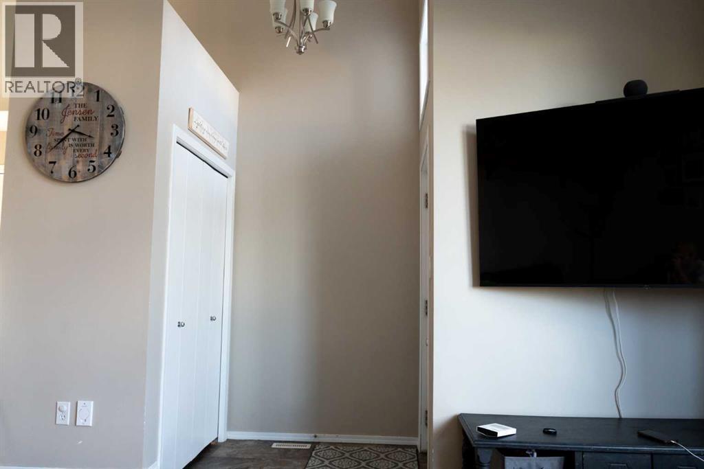 10 Assiniboia Way W, Lethbridge, Alberta  T1K 6W2 - Photo 8 - A2270543