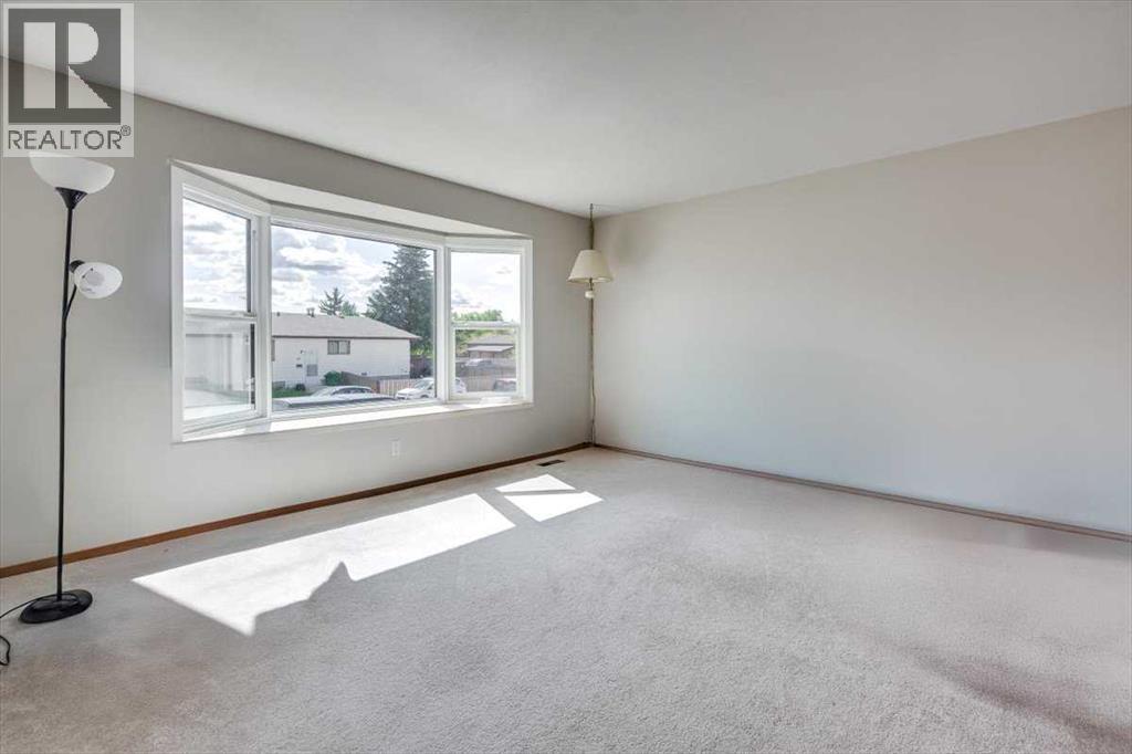 78 Nichols Crescent, Red Deer, Alberta  T4P 1P6 - Photo 7 - A2226891