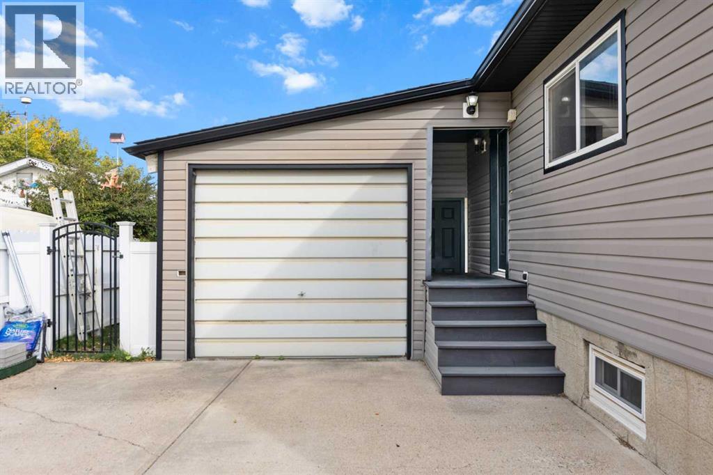 2132 16 Avenue, Didsbury, Alberta  T0M 0W0 - Photo 3 - A2261418