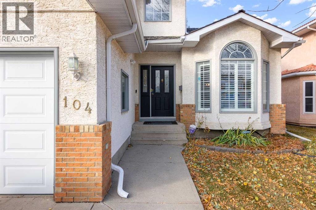 104 Hampshire Close Nw, Calgary, Alberta  T3A 4X9 - Photo 2 - A2267985