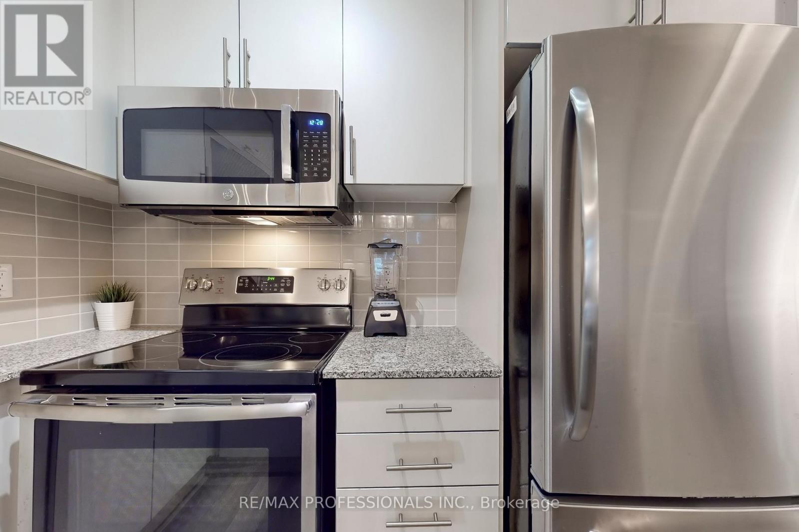 2706 - 28 Ted Rogers Way, Toronto, Ontario  M4Y 2J4 - Photo 14 - C12543600