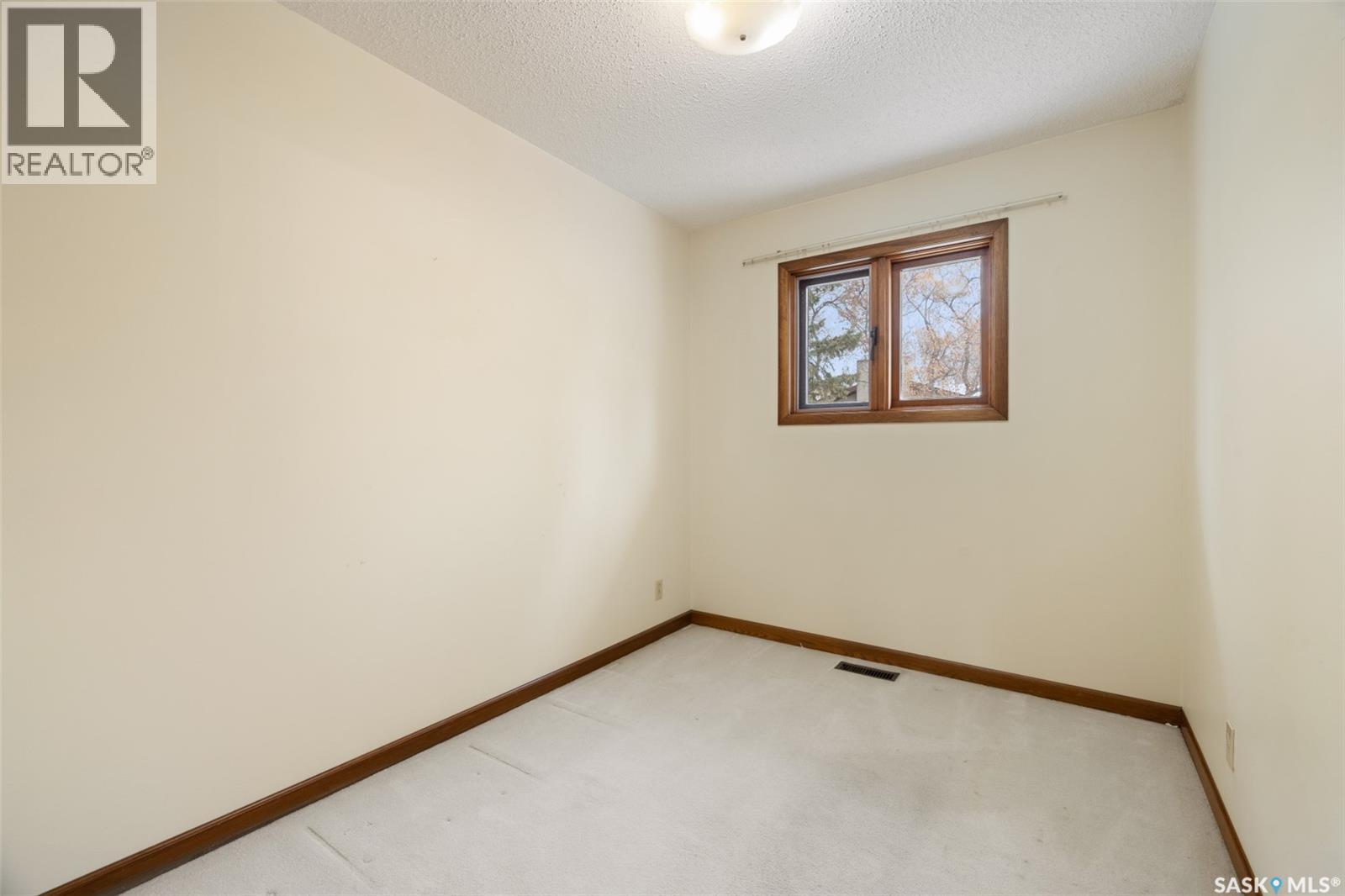 7222 Neatby Avenue, Regina, Saskatchewan  S4X 2S1 - Photo 13 - SK023852