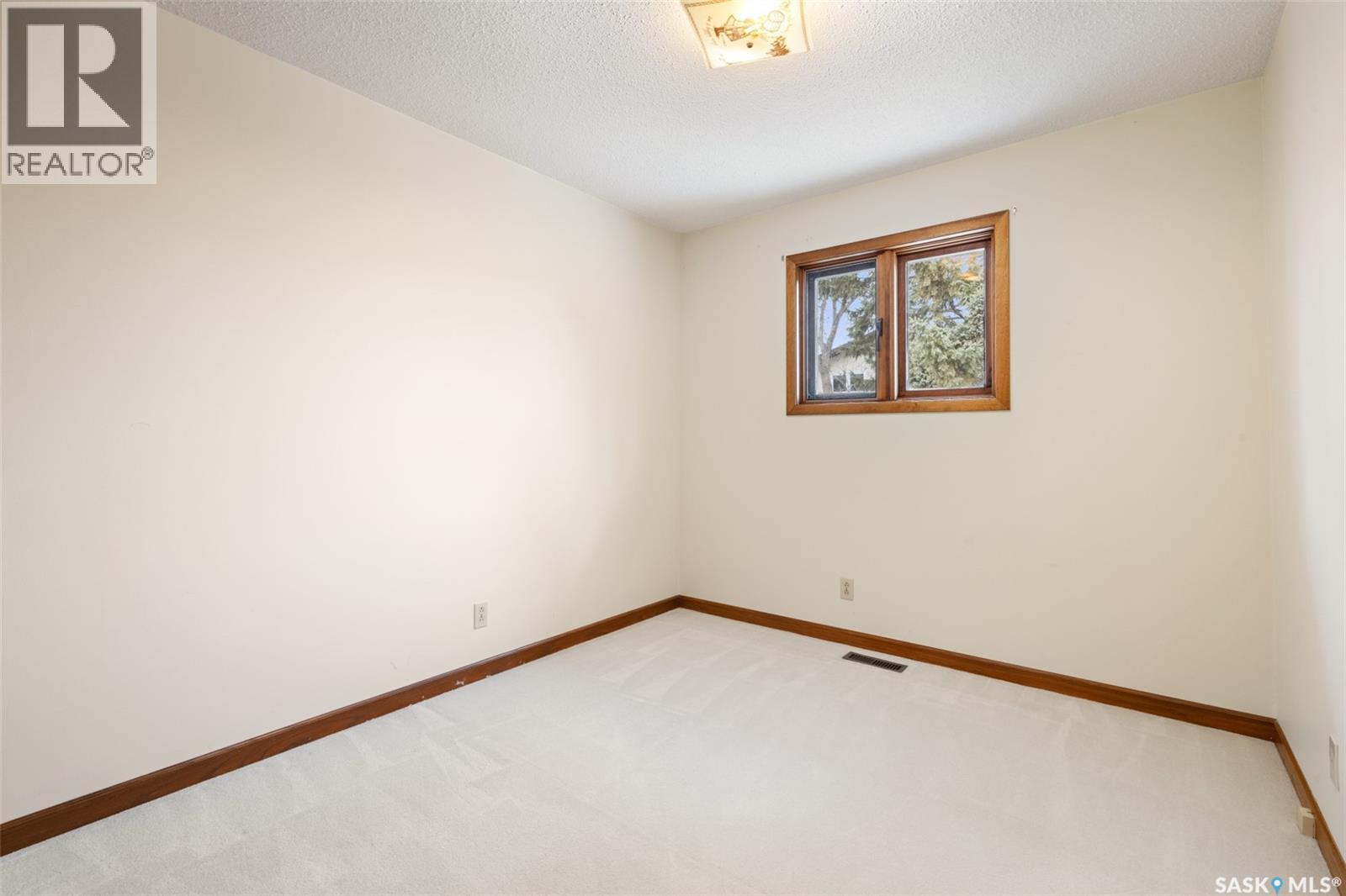 7222 Neatby Avenue, Regina, Saskatchewan  S4X 2S1 - Photo 17 - SK023852