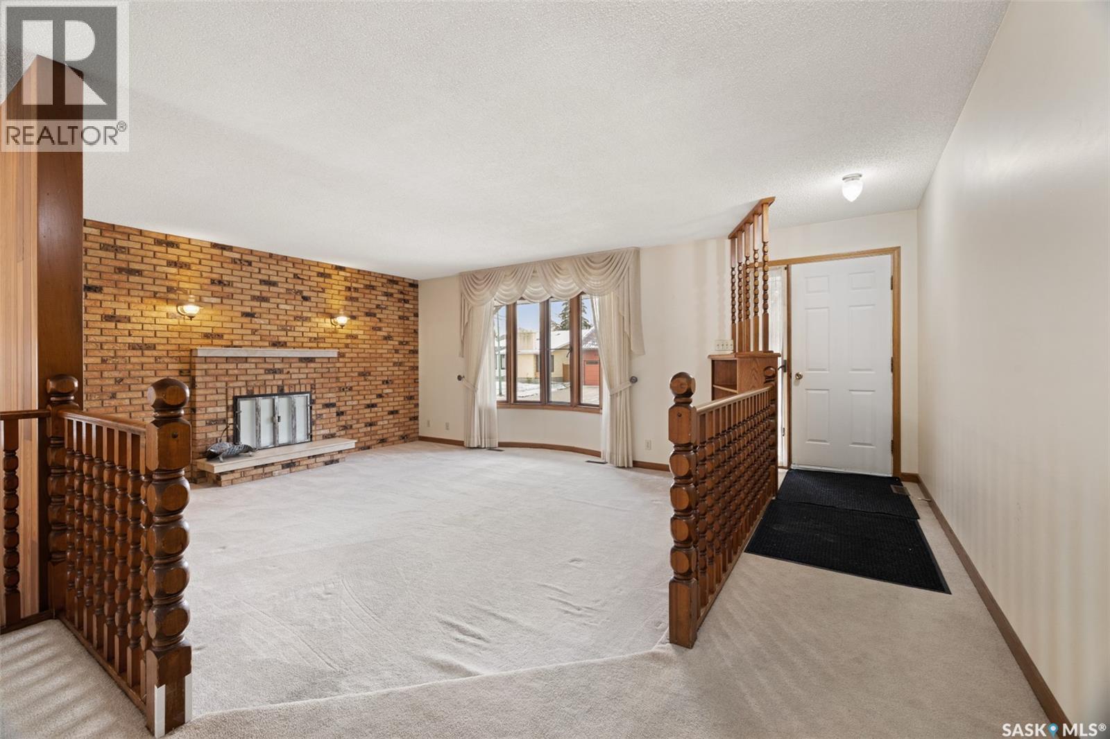 7222 Neatby Avenue, Regina, Saskatchewan  S4X 2S1 - Photo 2 - SK023852