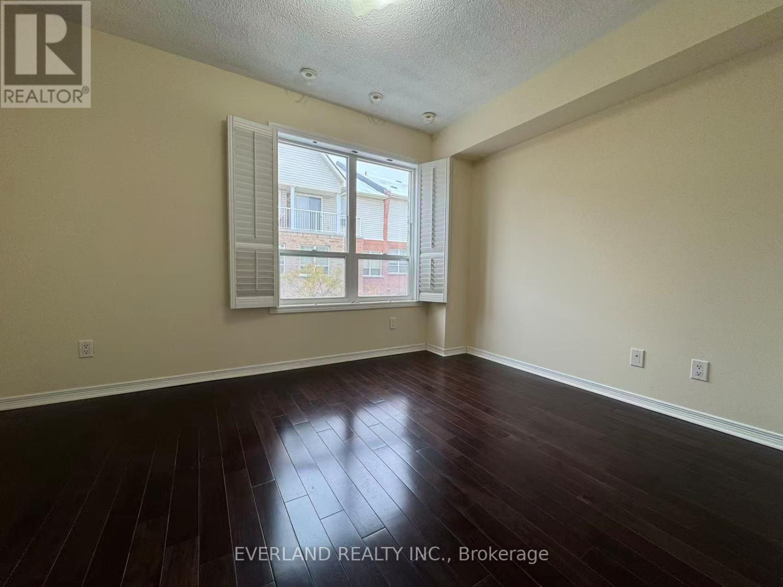 30 Faithful Way, Markham, Ontario L3R 1A1 - Photo 4 - N12543910