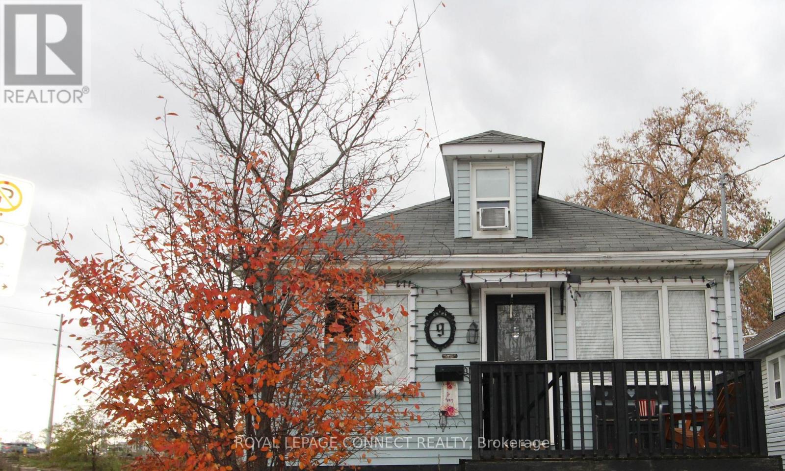 9 Prince Street, St. Catharines, Ontario  L2R 3X6 - Photo 2 - X12543928