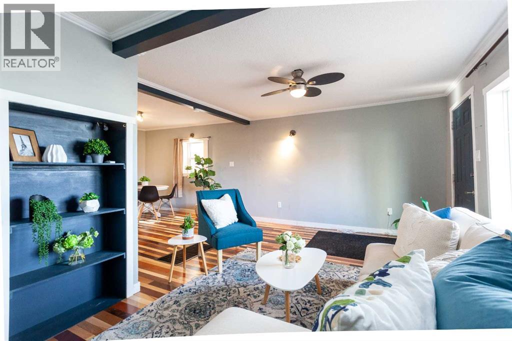 827 7 Street Se, Medicine Hat, Alberta  T1A 1K8 - Photo 1 - A2270194