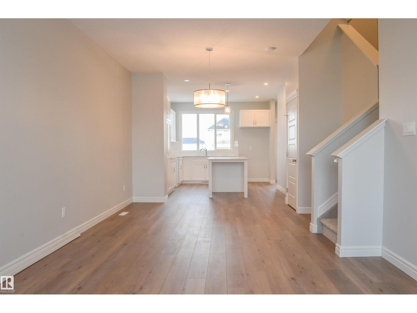 18832 28 Av Nw, Edmonton, Alberta  T6M 3C4 - Photo 5 - E4465694