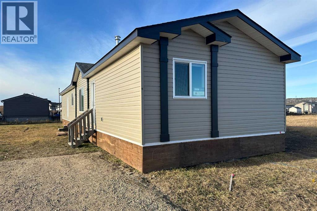 18 Shoreline Drive, Whitecourt, Alberta  T7S 1T5 - Photo 2 - A2255781