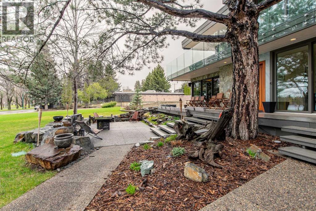 2825 Parkside Drive S, Lethbridge, Alberta  T1J 1M8 - Photo 4 - A2207400