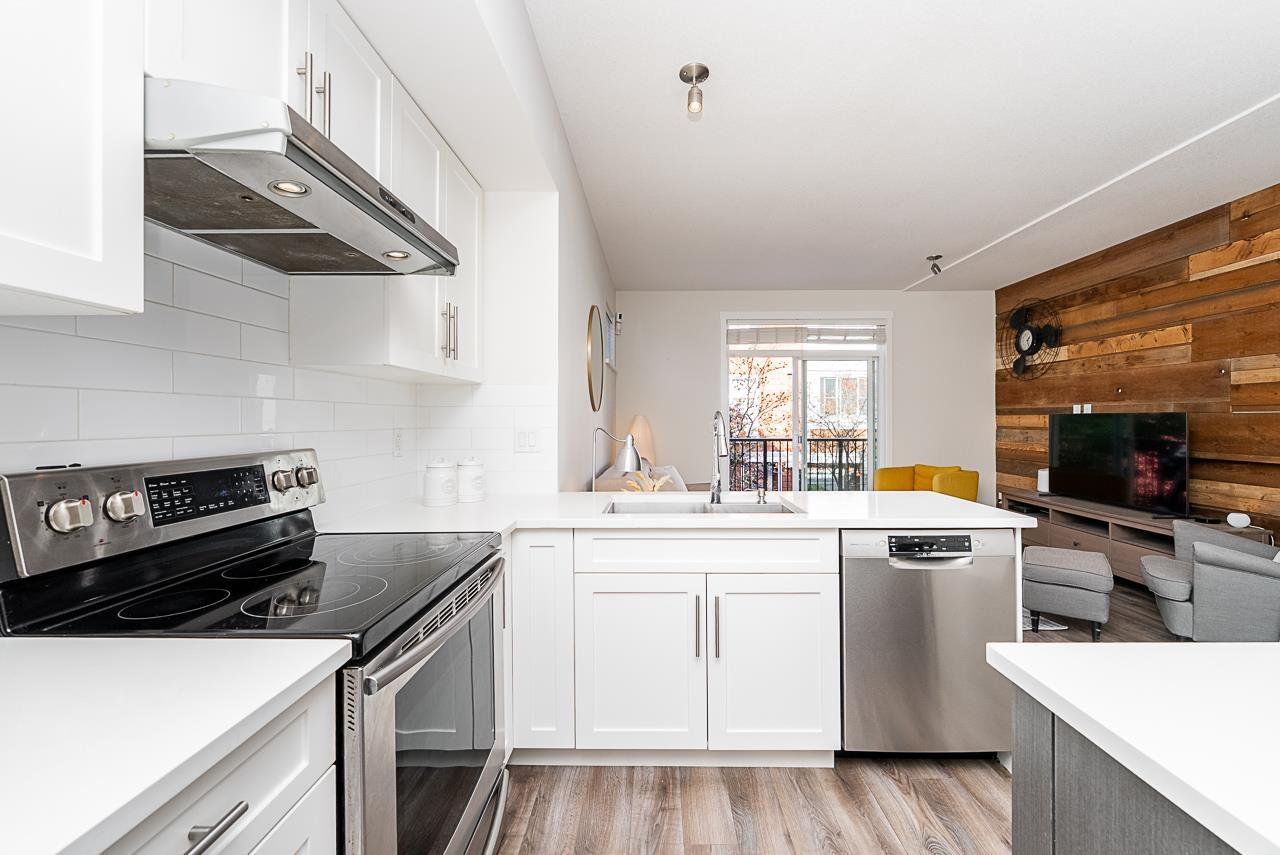 1 14905 60 Avenue, Surrey, British Columbia V3S 1R8 - Photo 3 - R3060696