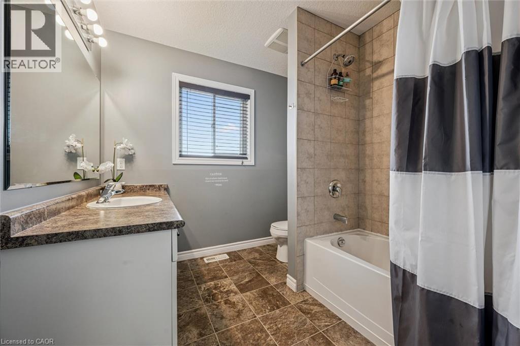 45 Stuckey Avenue, Baden, Ontario  N3A 4R6 - Photo 21 - 40781768