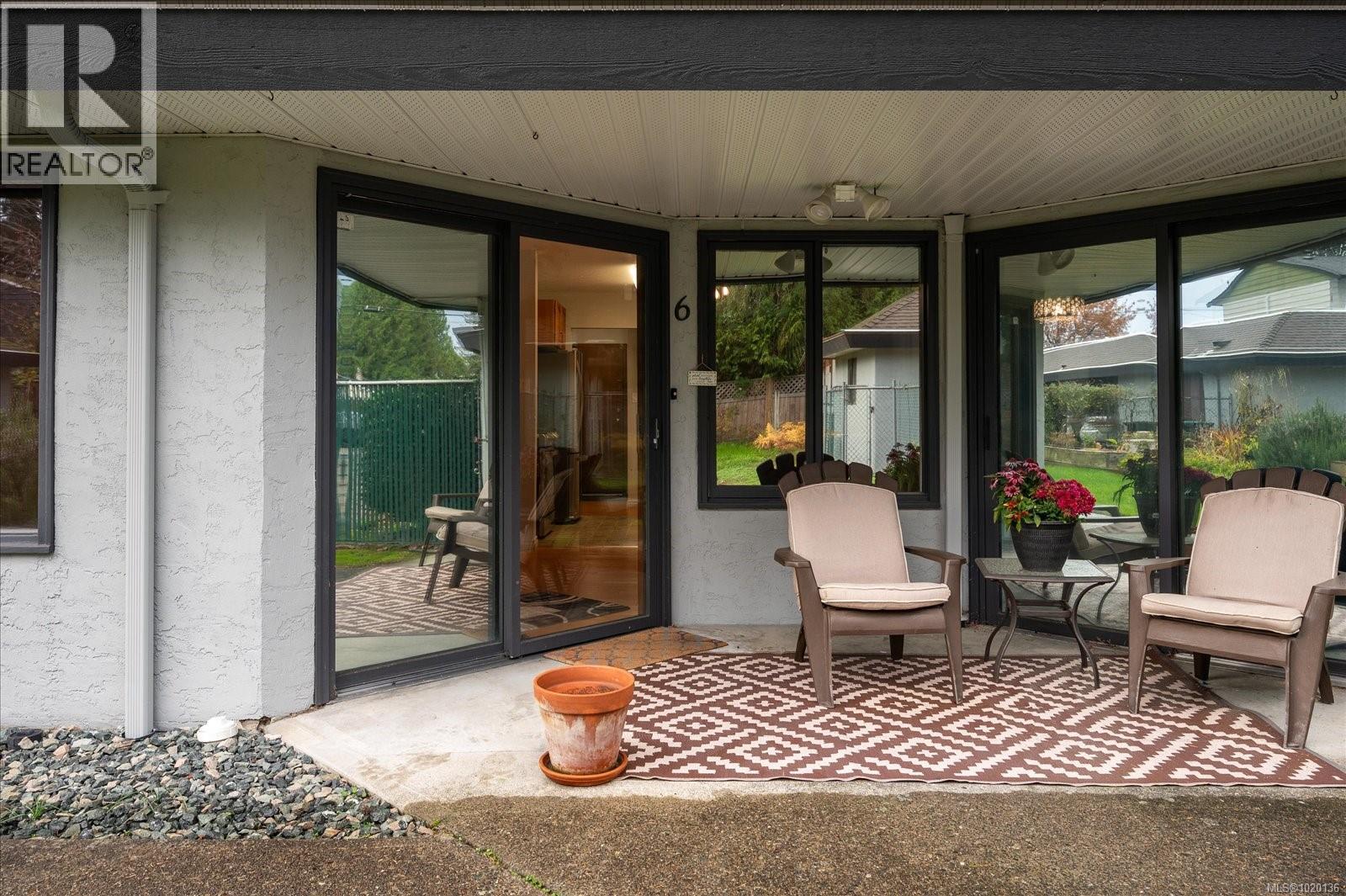 6 219 Bagshaw St, Parksville, British Columbia V9P 2H3 - Photo 2 - 1020136