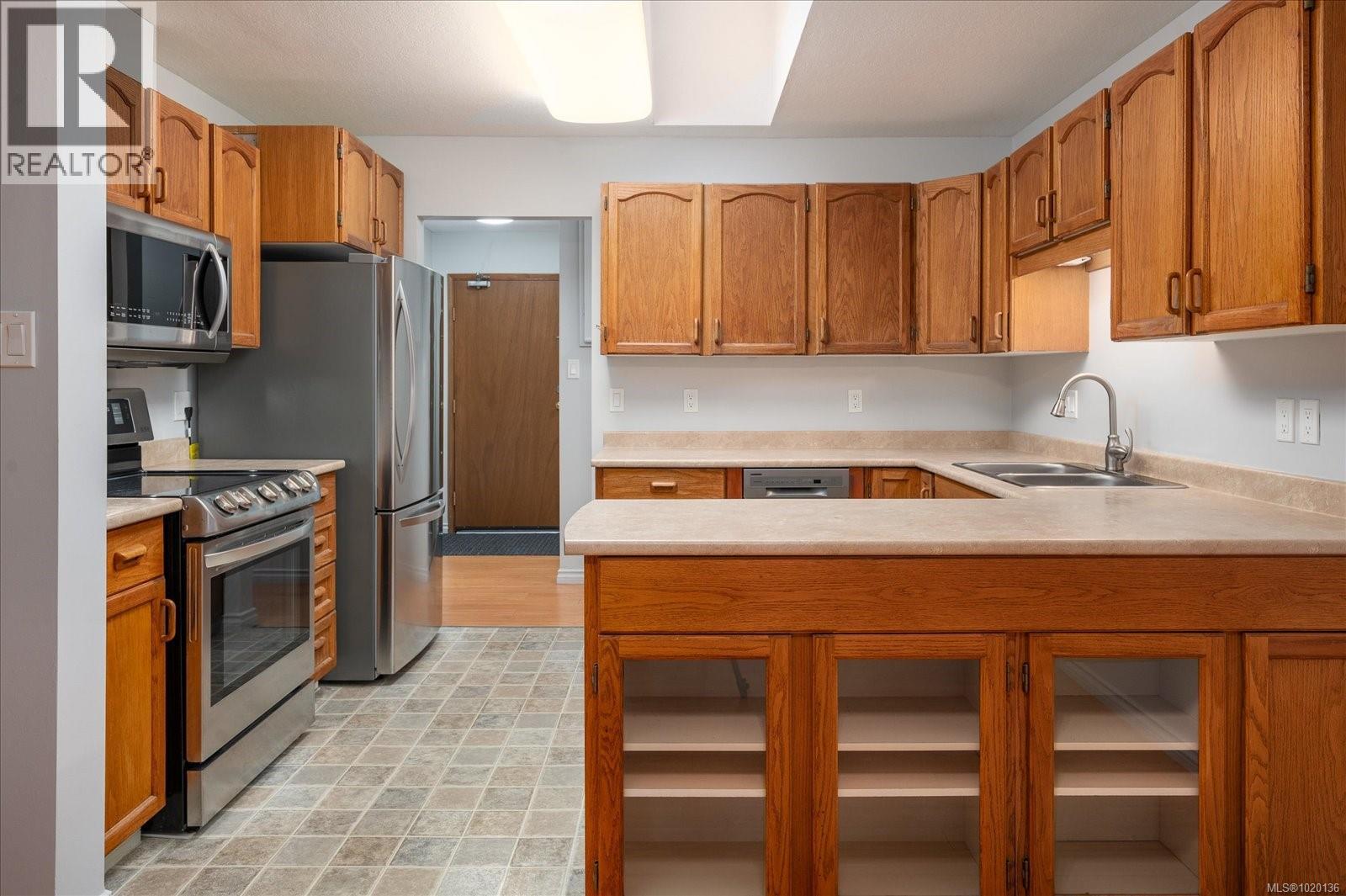 6 219 Bagshaw St, Parksville, British Columbia V9P 2H3 - Photo 4 - 1020136