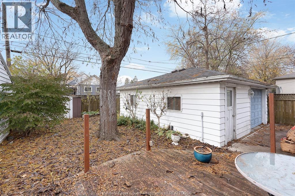 1327 Ellrose Avenue, Windsor, Ontario N8Y 3X2 - Photo 15 - 25028730