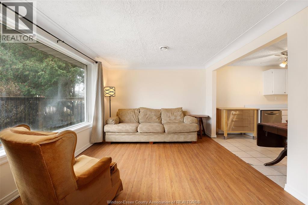 1327 Ellrose Avenue, Windsor, Ontario N8Y 3X2 - Photo 4 - 25028730