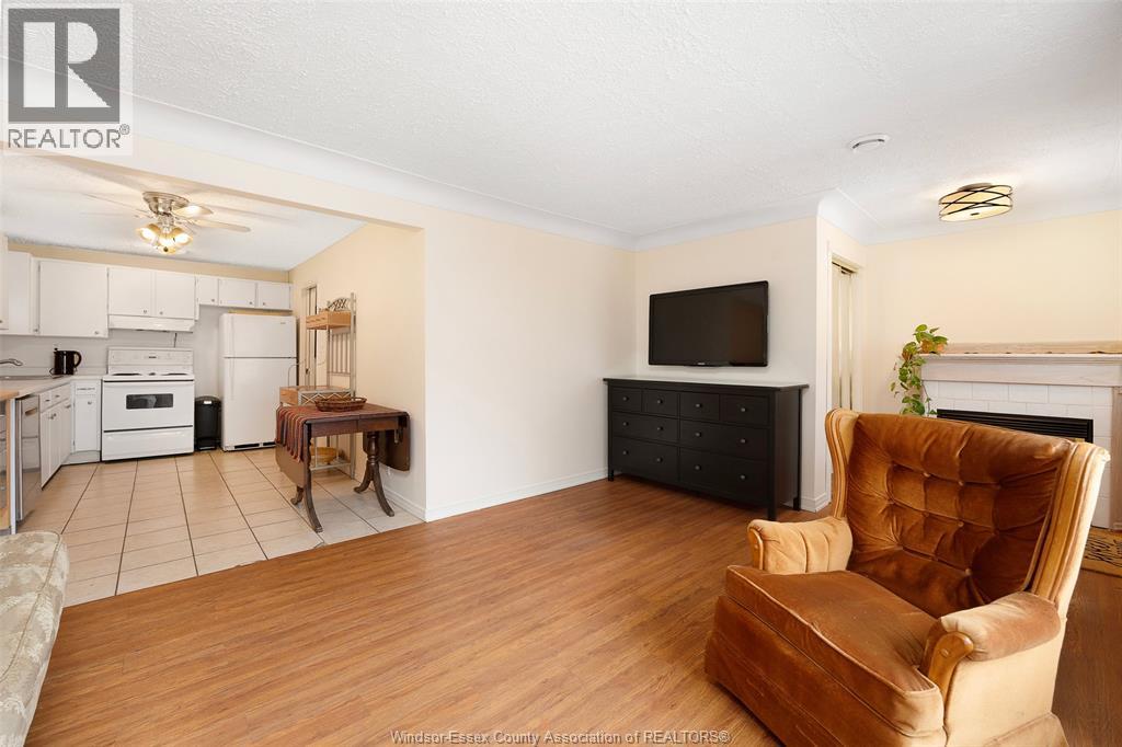 1327 Ellrose Avenue, Windsor, Ontario N8Y 3X2 - Photo 5 - 25028730