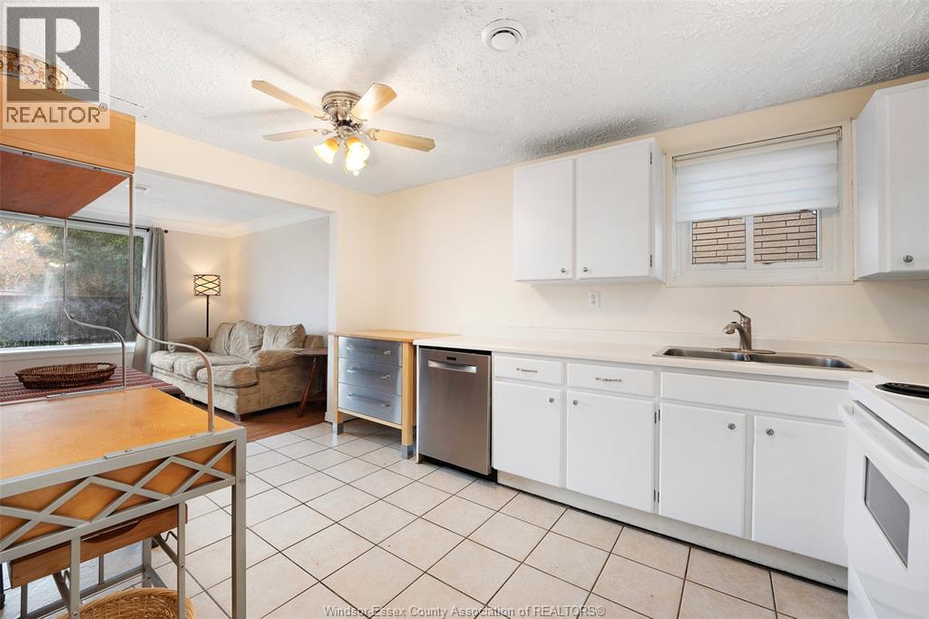 1327 Ellrose Avenue, Windsor, Ontario N8Y 3X2 - Photo 6 - 25028730