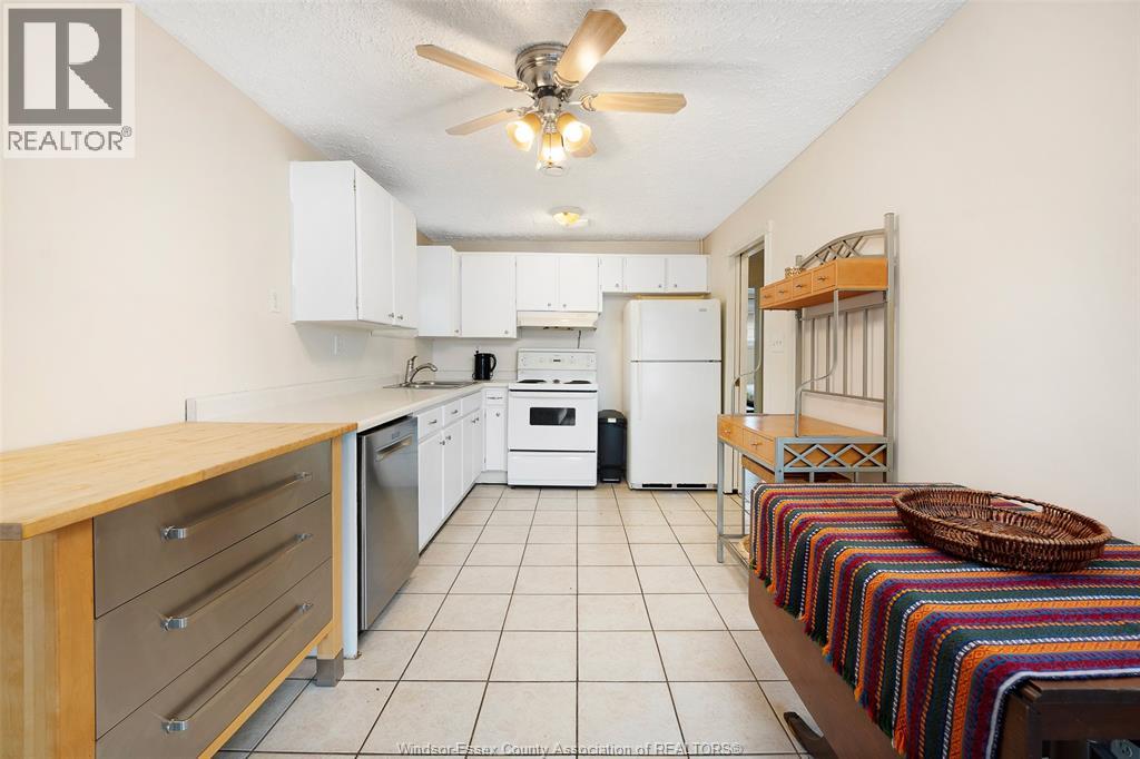 1327 Ellrose Avenue, Windsor, Ontario N8Y 3X2 - Photo 8 - 25028730