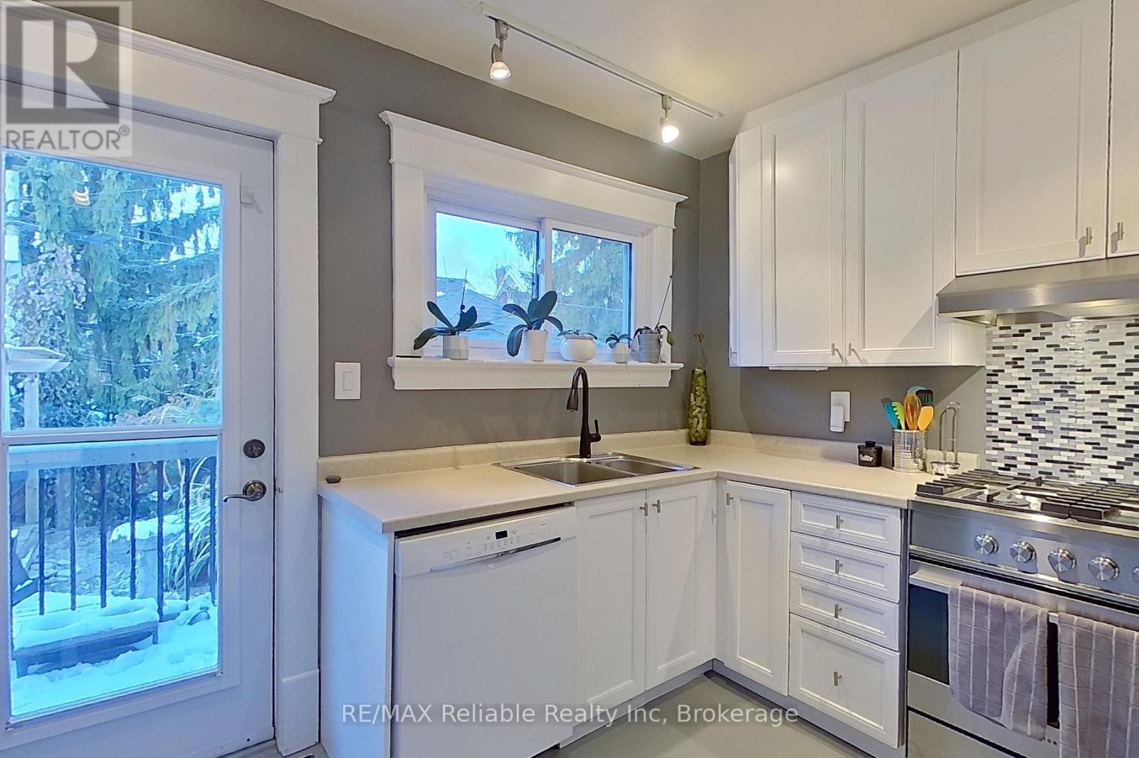 186 Garfield Avenue, London South, Ontario  N6C 2B8 - Photo 21 - X12543998