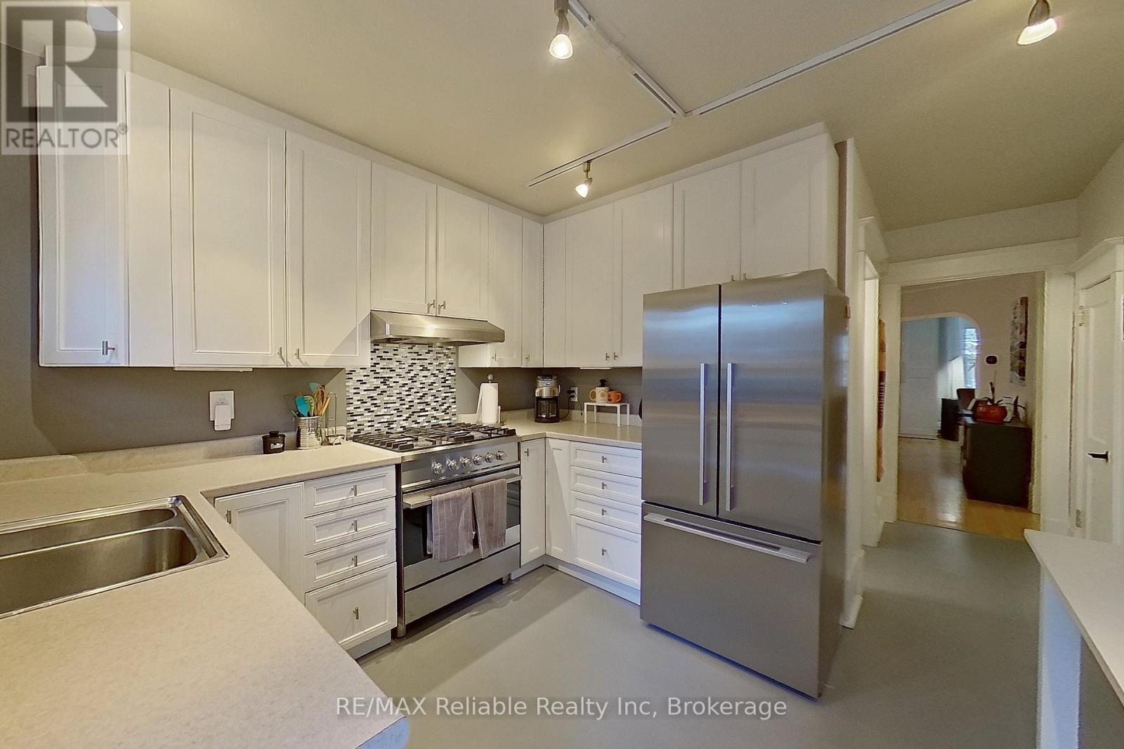 186 Garfield Avenue, London South, Ontario  N6C 2B8 - Photo 22 - X12543998