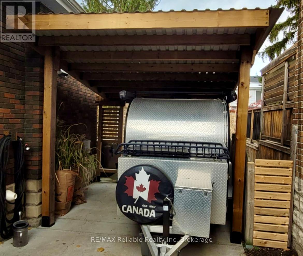 186 Garfield Avenue, London South, Ontario  N6C 2B8 - Photo 48 - X12543998