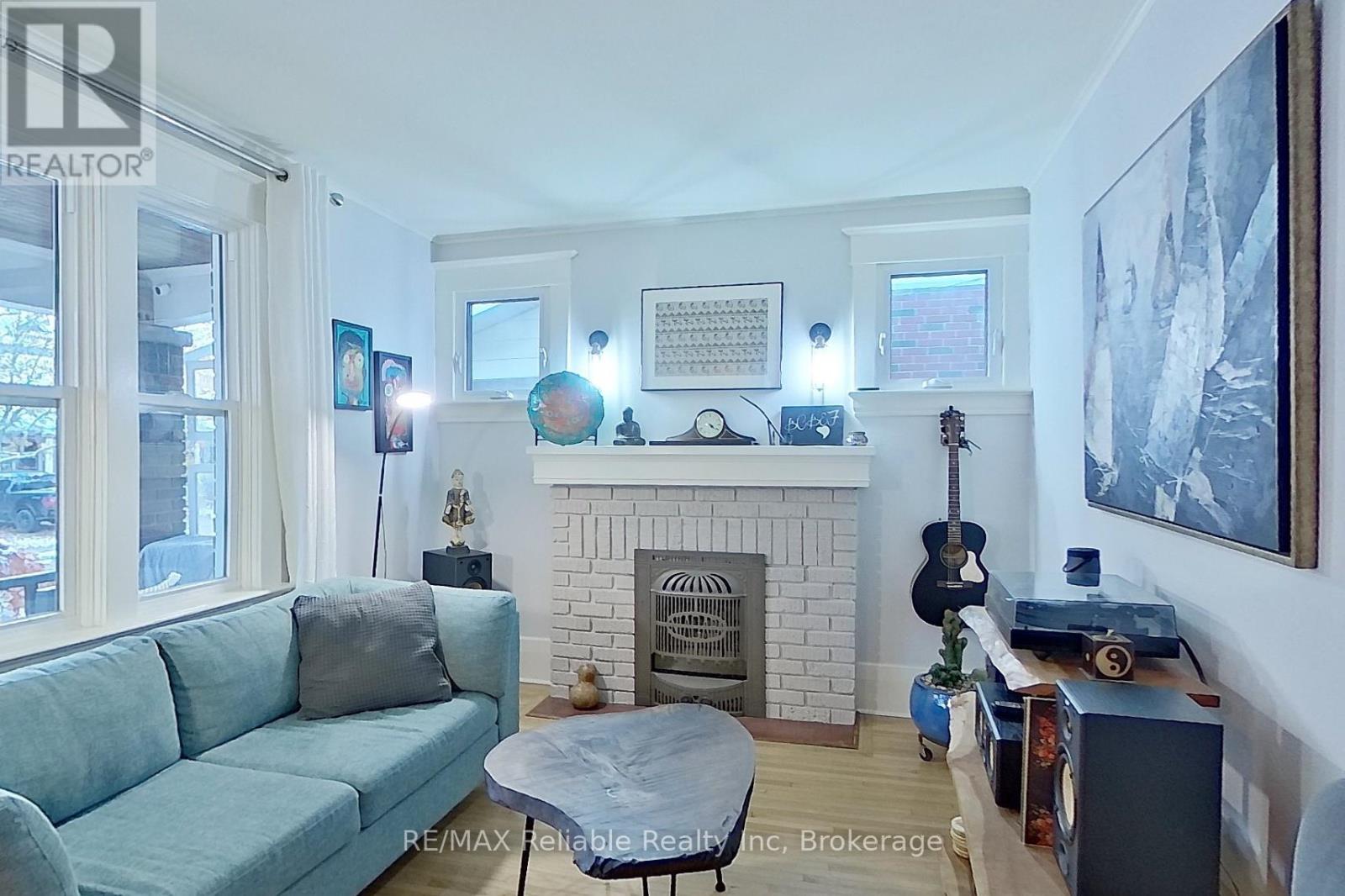 186 Garfield Avenue, London South, Ontario  N6C 2B8 - Photo 6 - X12543998