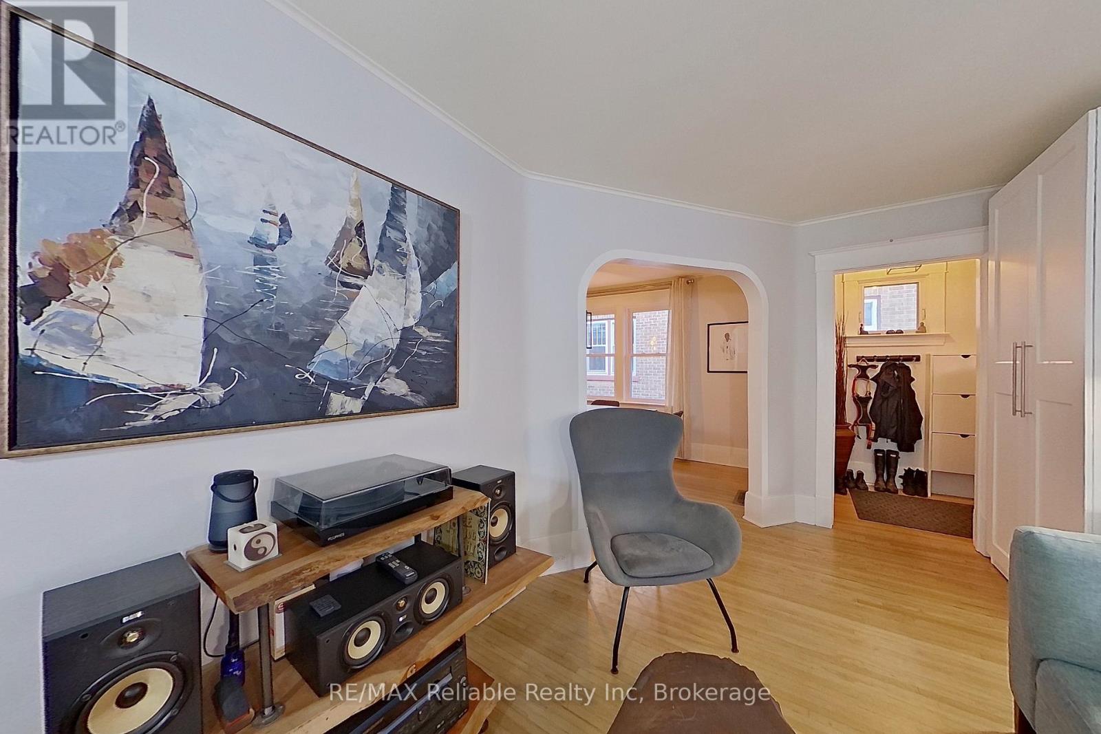 186 Garfield Avenue, London South, Ontario  N6C 2B8 - Photo 8 - X12543998