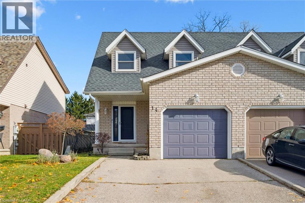 14 LISBON PINES Drive, Cambridge, Ontario